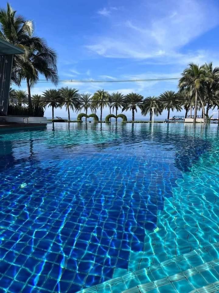 2 ห้องนอน 2 ห้องน้ำ Seaview Jomtien ชั้น18 Apartment Luaran gambar