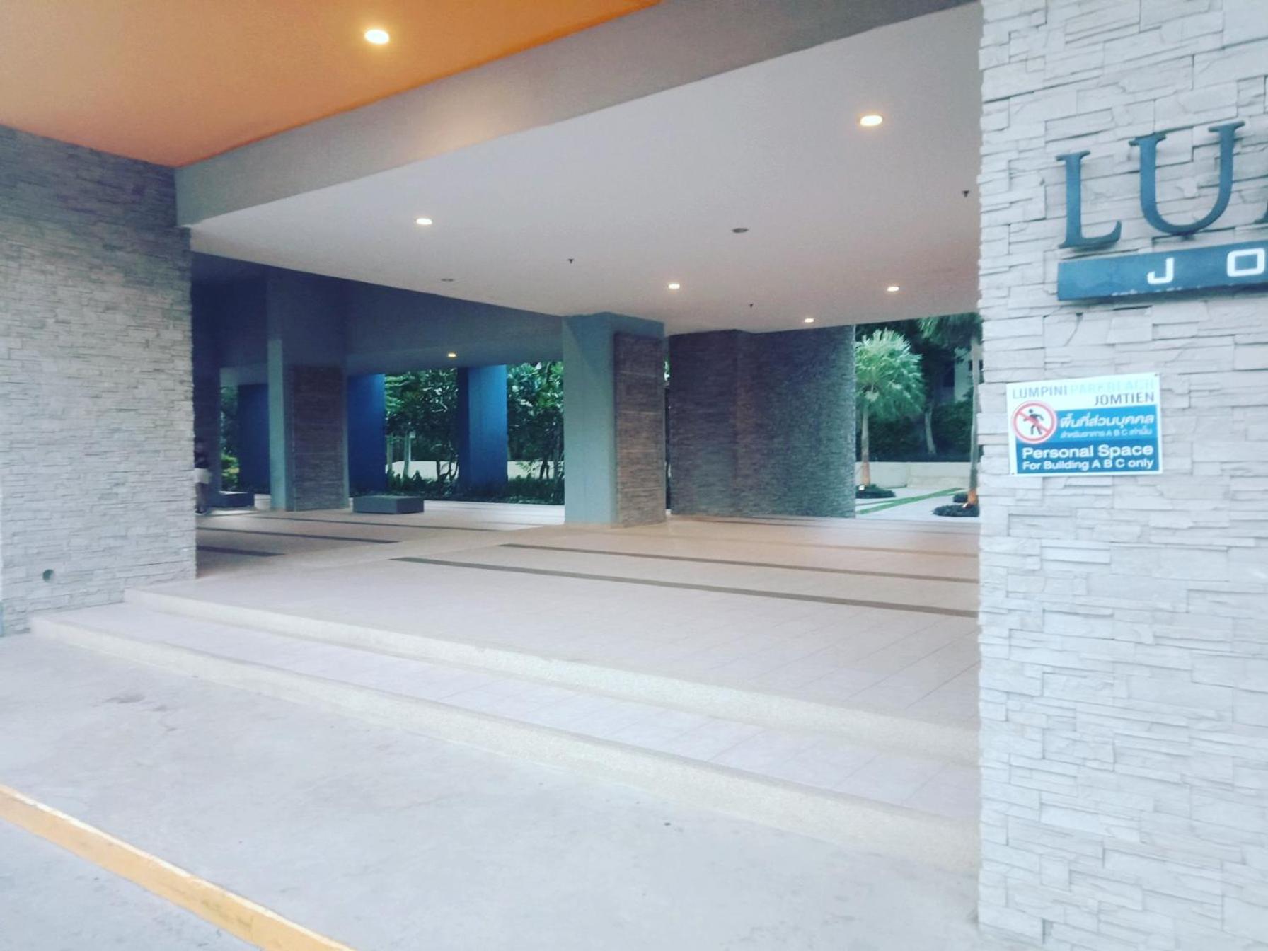 2 ห้องนอน 2 ห้องน้ำ Seaview Jomtien ชั้น18 Apartment Luaran gambar