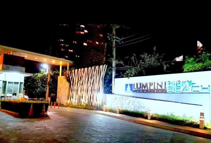 2 ห้องนอน 2 ห้องน้ำ Seaview Jomtien ชั้น18 Apartment Luaran gambar